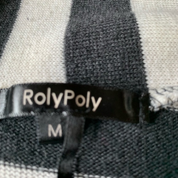 Women’s size medium cardigan - Picture 4 of 4